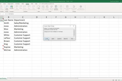 A picture showing how to accept or reject changes to a shared workbook in Excel if using the traditional “Shared Workbooks” feature.