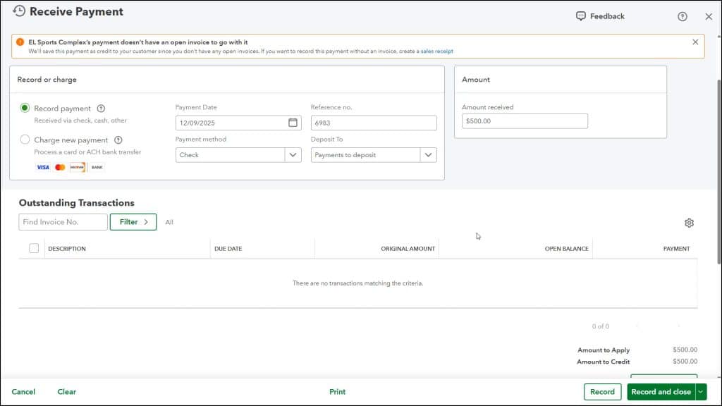 A picture showing how to record a down payment or prepayment in QuickBooks Online using the “Receive Payment” window.