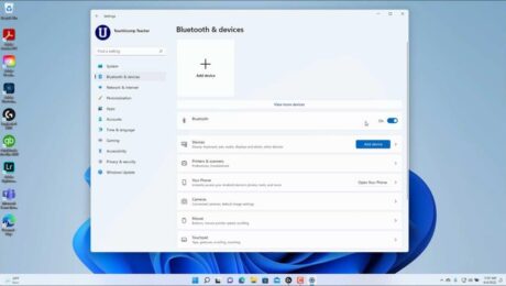 A picture showing how to enable Bluetooth in Windows 11.